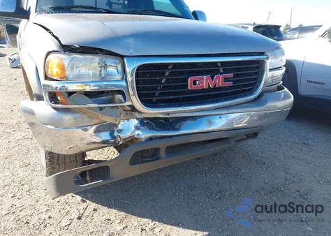 2001 GMC Sierra 1500 Sle z USA, uszkodzony, nr VIN 2GTEK19TX11370994